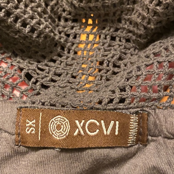 XVI jacket with mesh details - Picture 5 of 6